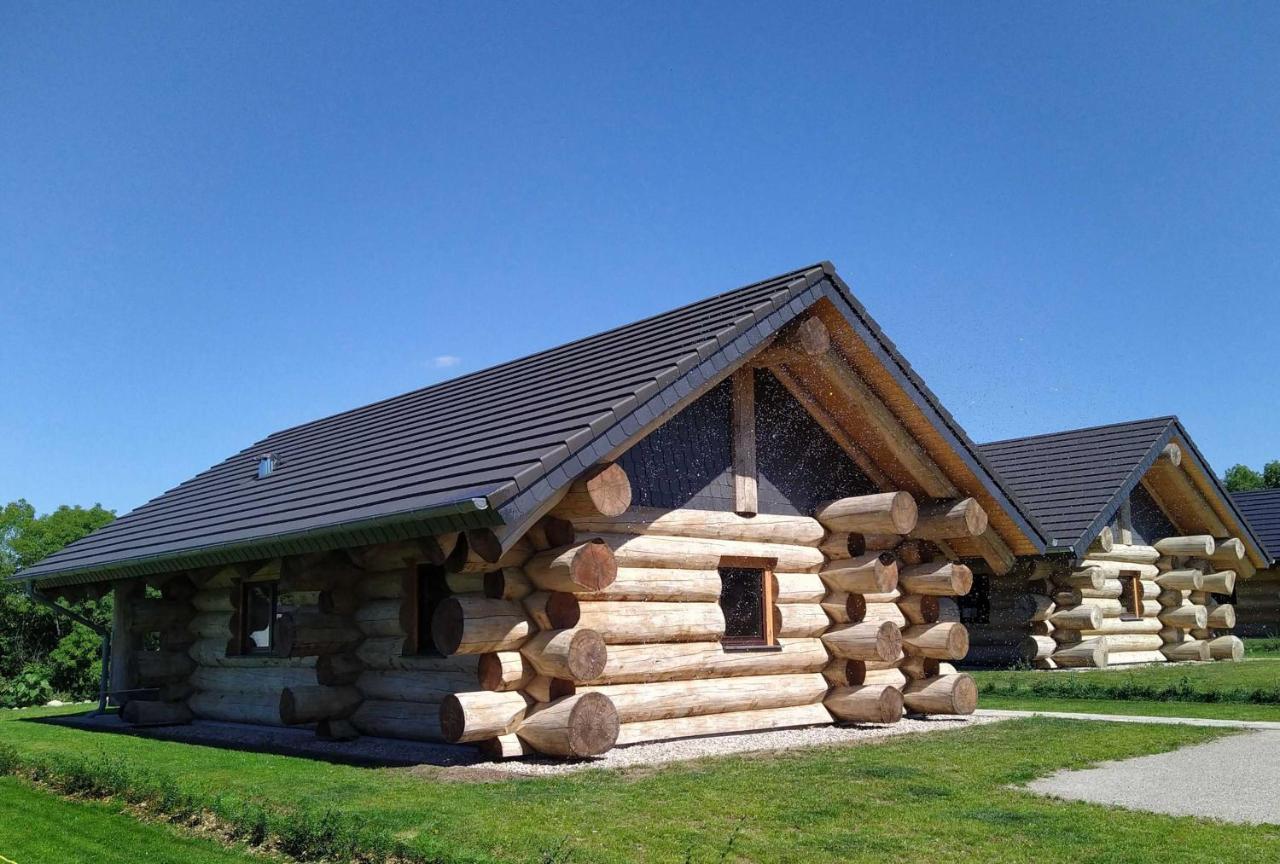 Naturstammhaus Tollensesee Groß Nemerow Екстериор снимка