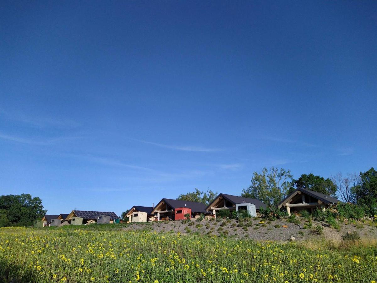 Naturstammhaus Tollensesee Groß Nemerow Екстериор снимка